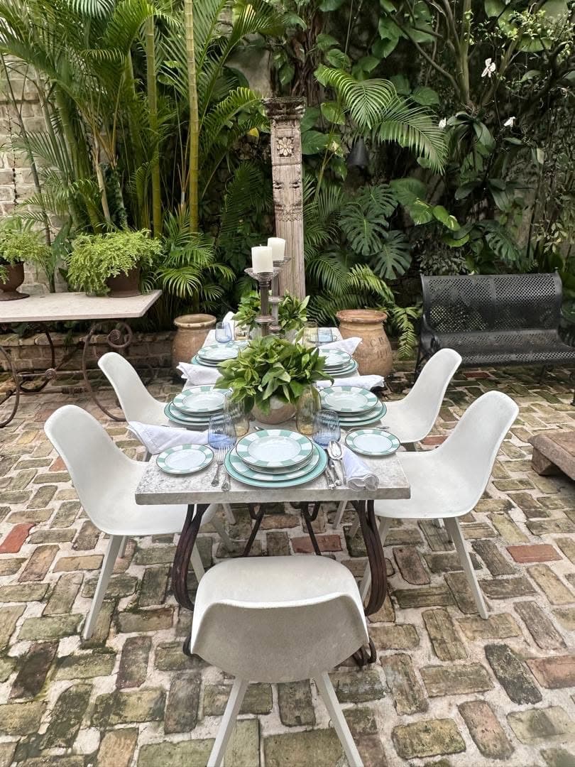 The courtyard set for dinner