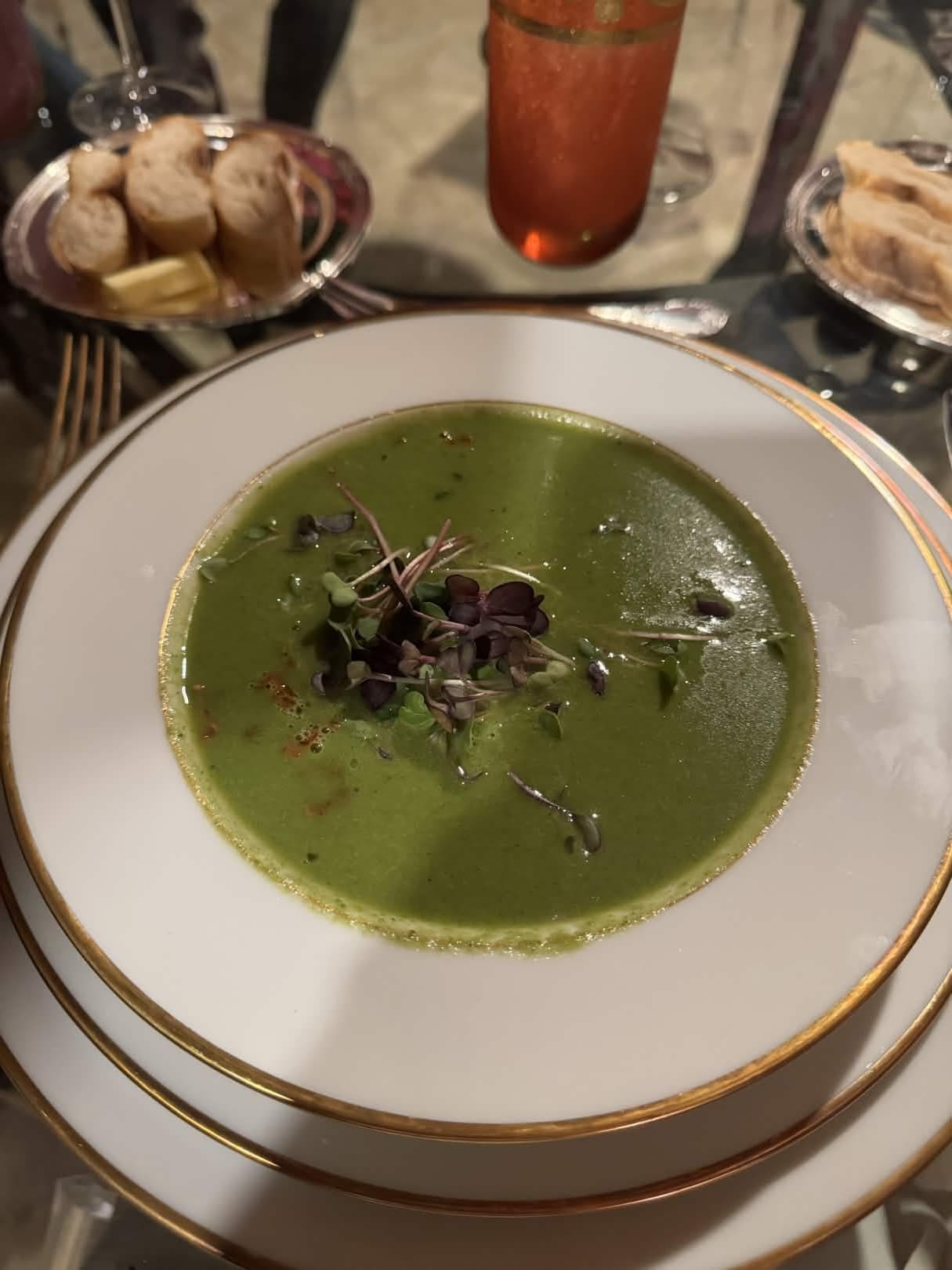 Green pea velouté